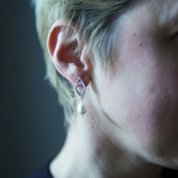 Filigree Leaf Stud Earrings w/ removable Pearls